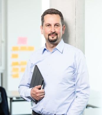 Mustafa als Präsenz Trainer